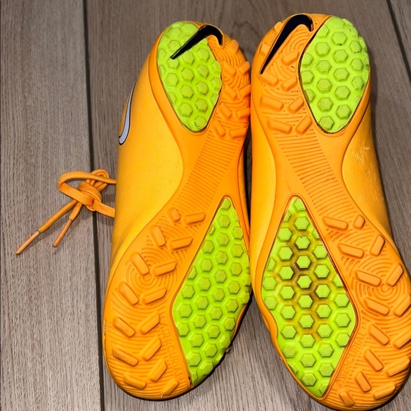 Nike Mercurial Kid’s Soccer Shoes in Orange and Black - Picture 10 of 16